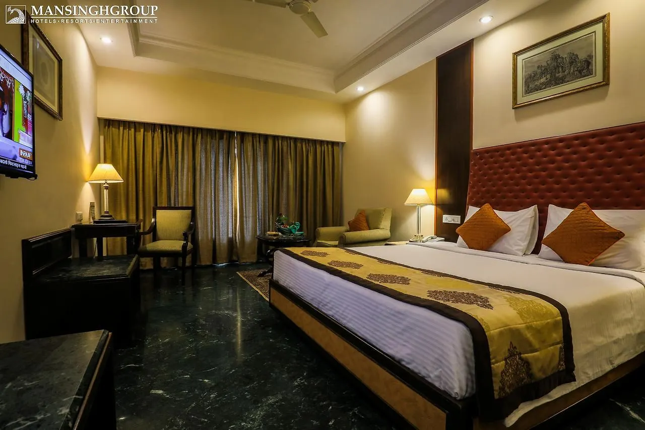 **** Hotel Mansingh Palace, Agra India